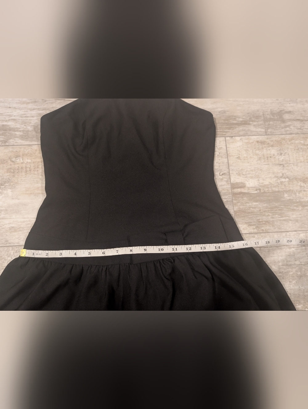 Women’s Black Strapless Bubble Hem Mini Dress - Picture 6 of 8